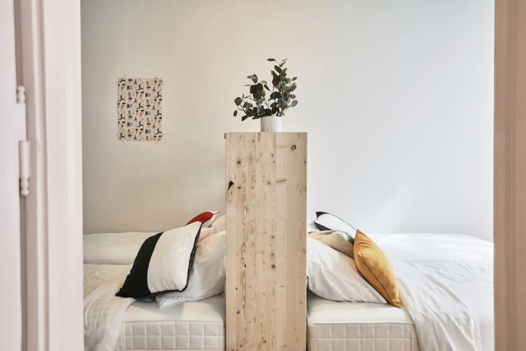 Unwind In Style W Sauna Dsgn 2Br Home Budapest Exterior foto